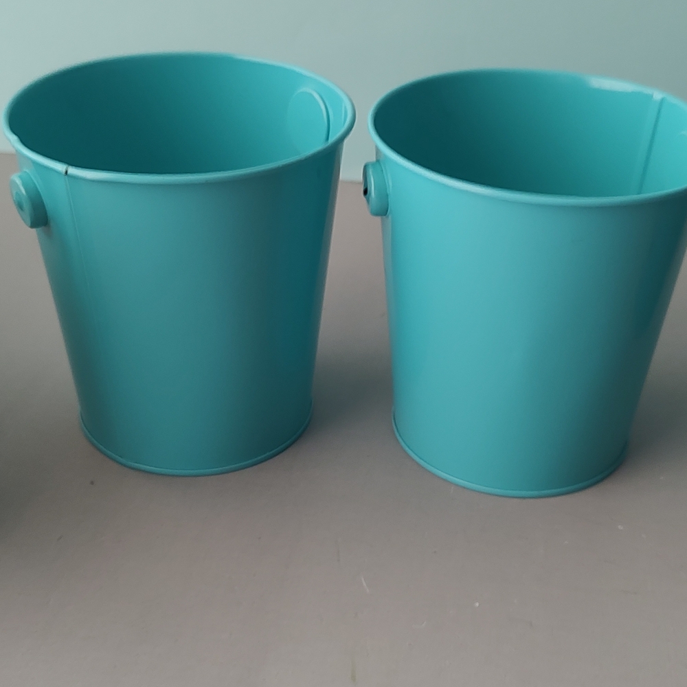 Metal Bucket color green And White with 3 decorative 2 Plains brand New - Picture 3 of 7
